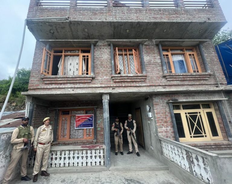 Police Attaches Property Worth ₹1.20 Crore of Notorious Drug Peddler In Srinagar under 100 Days Campaign of Nasha Mukt J&K Abhiyaan